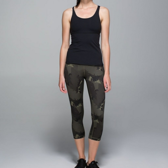 Lululemon Gator Palm Party WU Crop High Rise - Picture 1 of 7